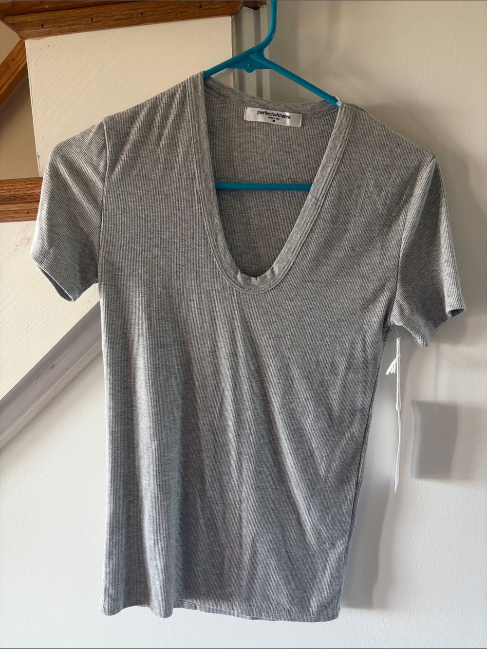Perfect white tee grey ribbed short sleeve